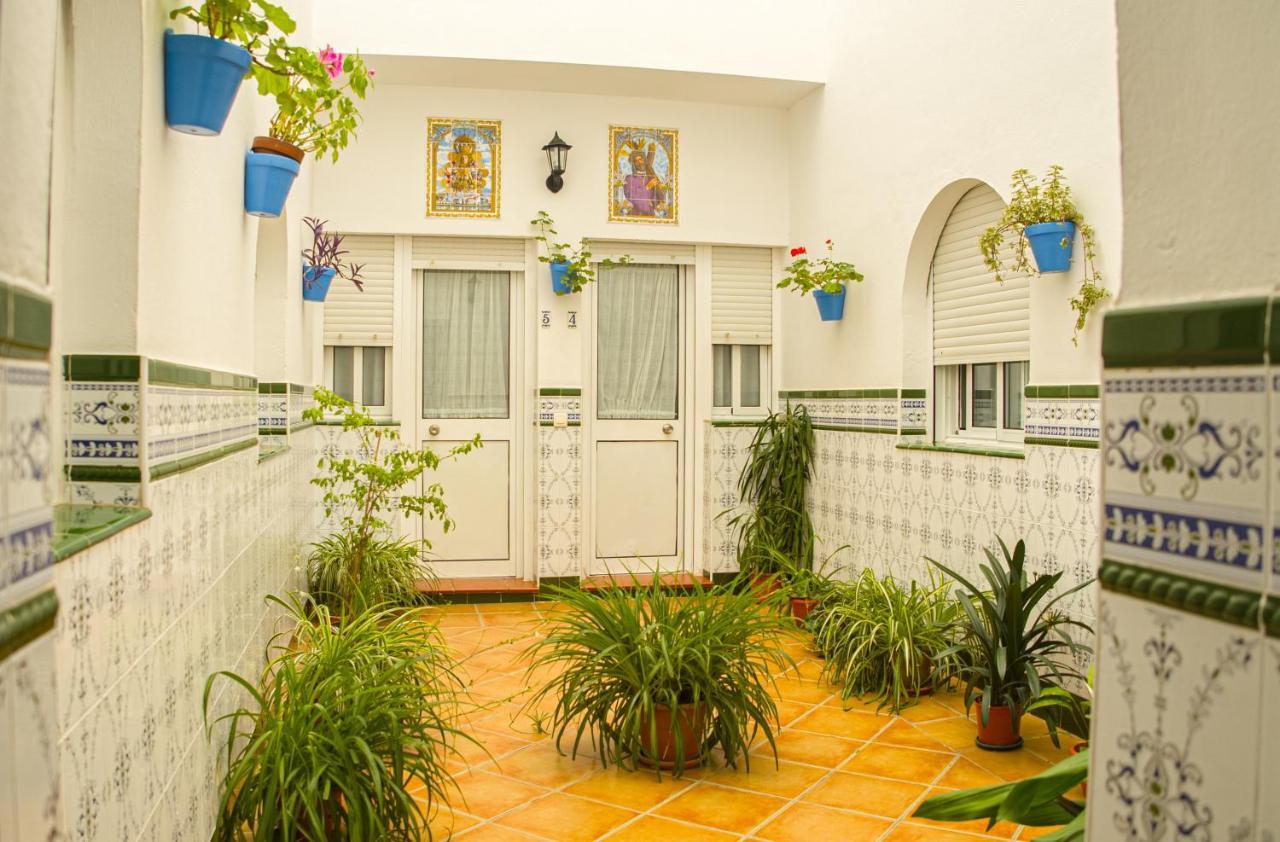 Hostal Patio Andaluz Punta Umbría Buitenkant foto